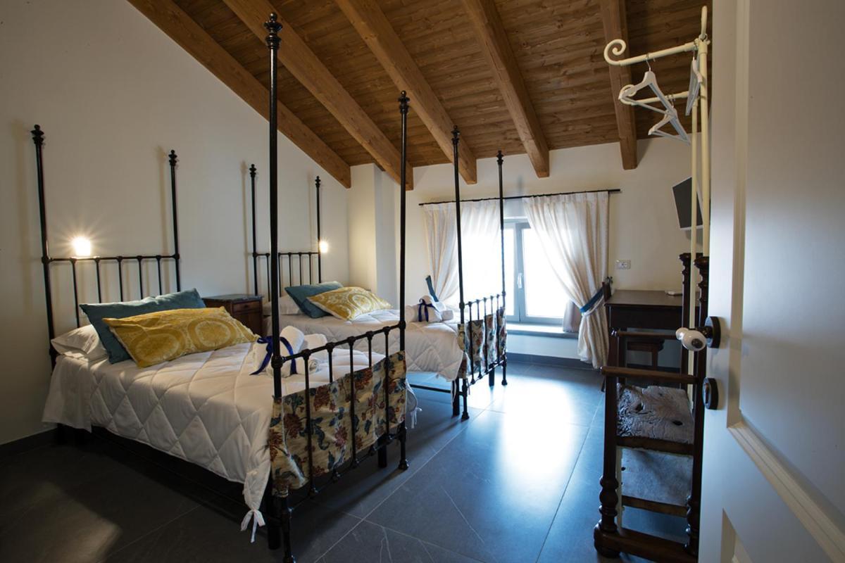 Agriturismo Tenuta Casteldardo Besenzone Buitenkant foto