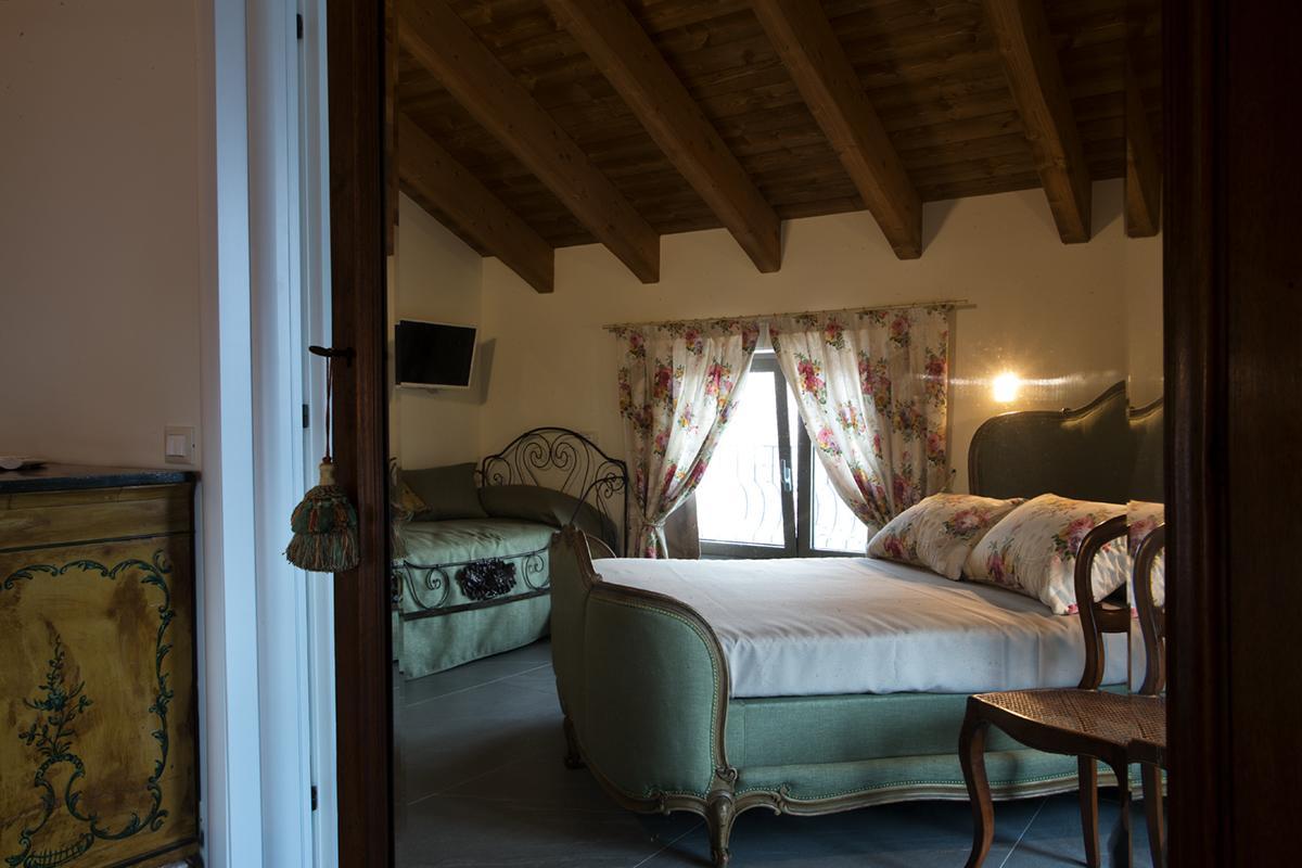 Agriturismo Tenuta Casteldardo Besenzone Buitenkant foto