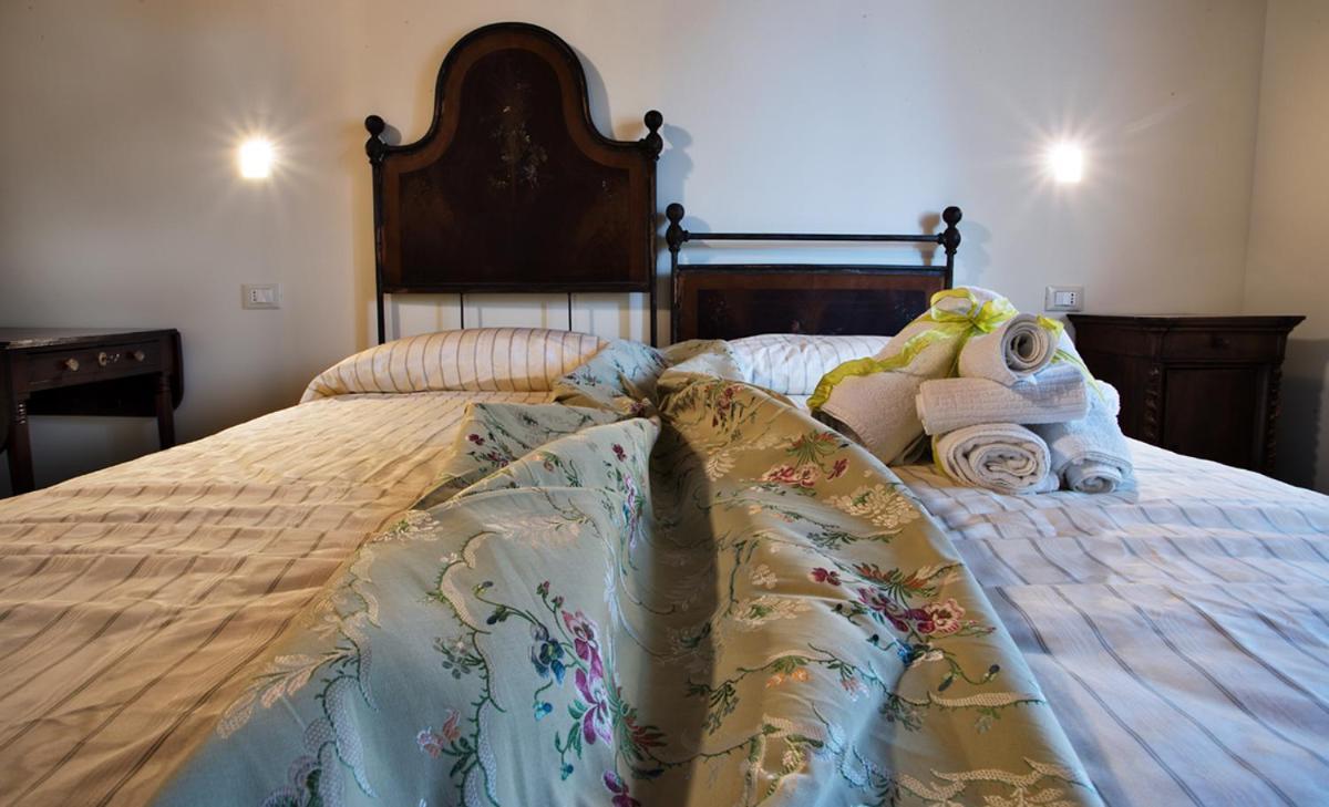 Agriturismo Tenuta Casteldardo Besenzone Buitenkant foto